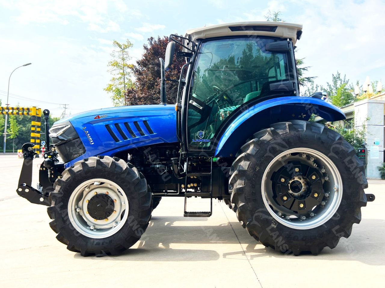 TRACTEUR AGRICOL 90CV